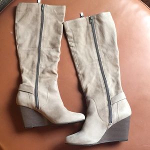 Never been worn! BCBGeneration Suede Knee boots